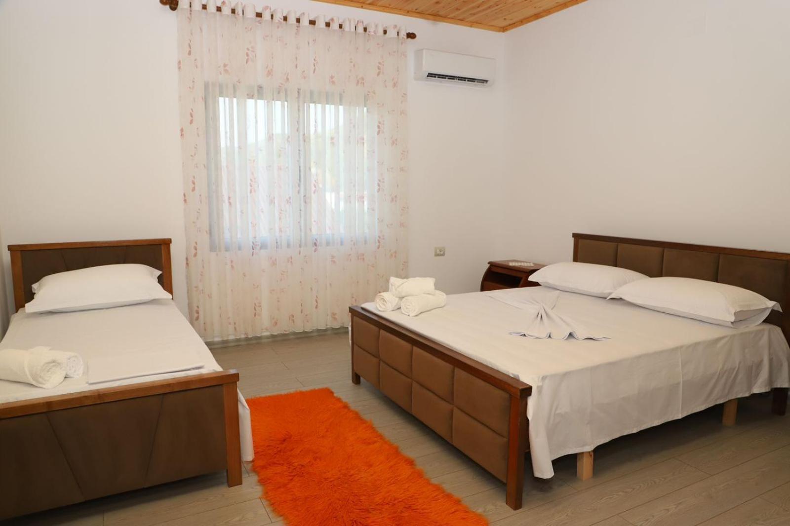 Georgemishel Guest House Берат Экстерьер фото