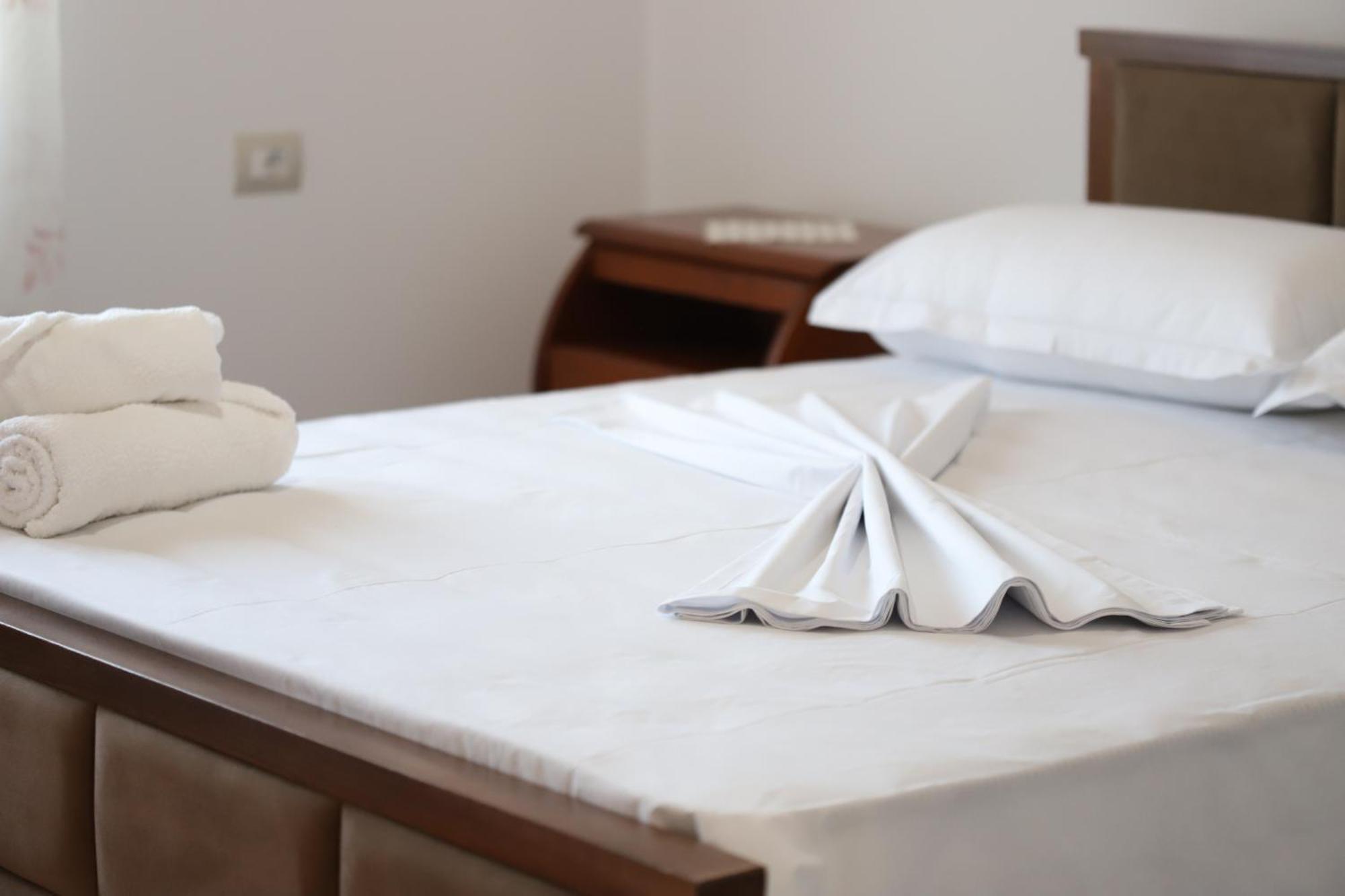 Georgemishel Guest House Берат Экстерьер фото
