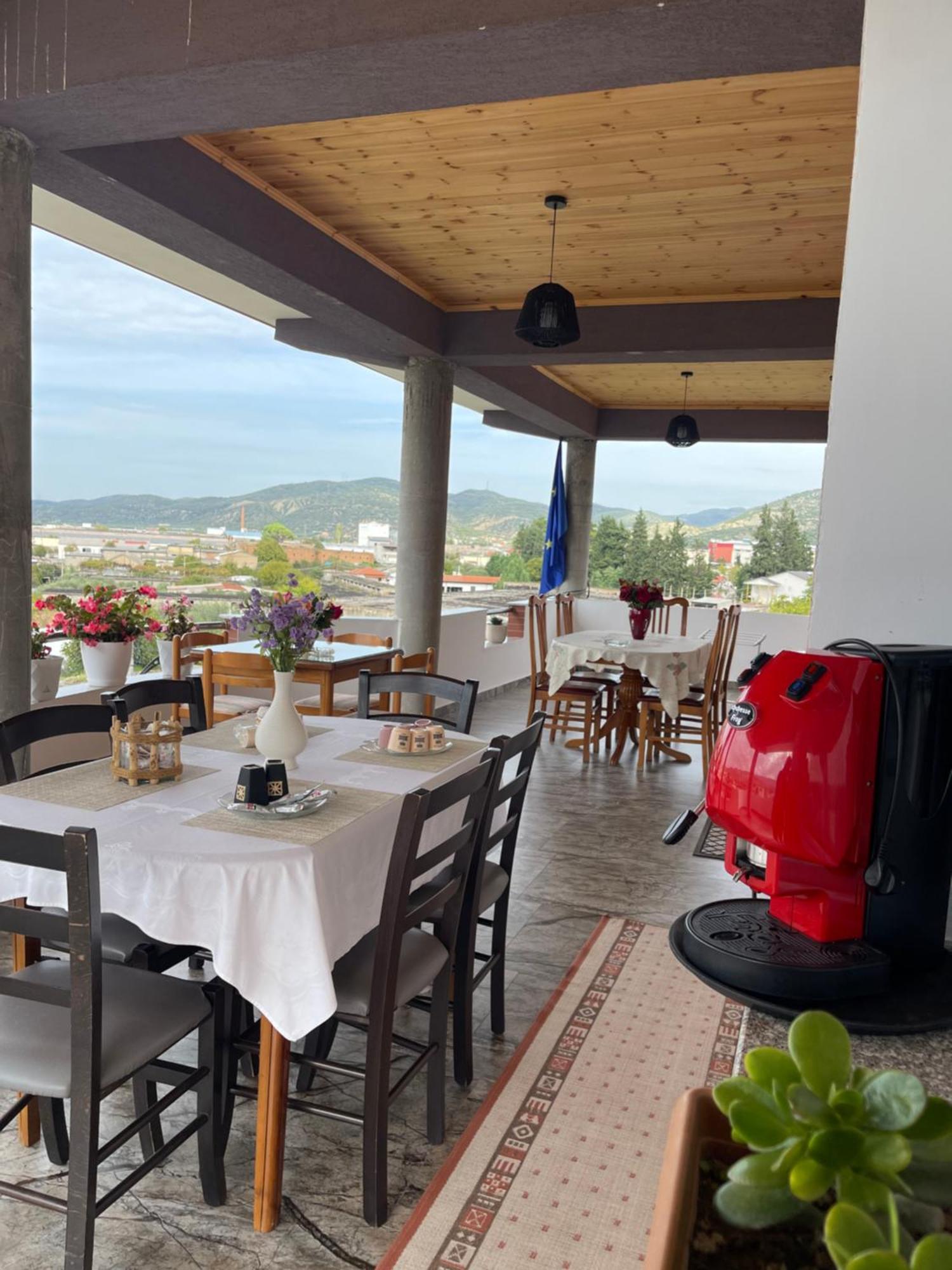 Georgemishel Guest House Берат Экстерьер фото